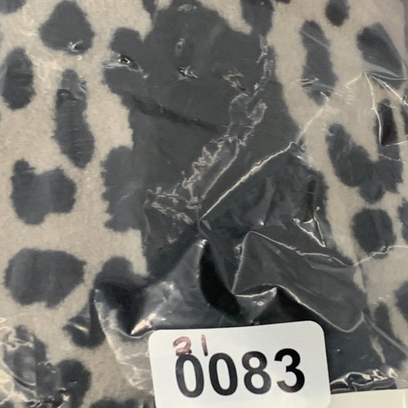 New Isaac Mizrahi New York Cozy Soft House Slippers Leopard‎ Print Medium Black - Picture 11 of 11